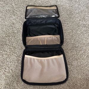 BEIS Hanging Cosmetic Case 
in Black